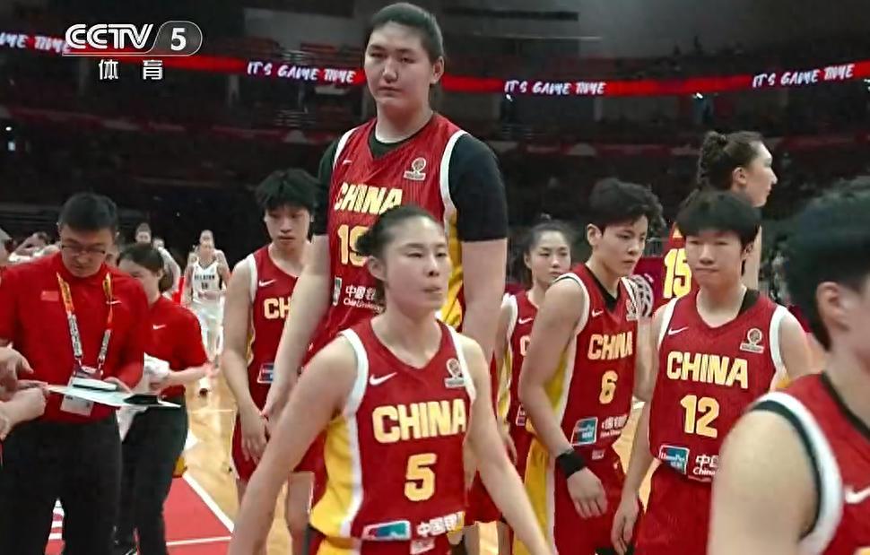 kaiyun-15分惨败！中国女篮不敌欧洲冠军，狂送19个失误，张子宇20分11板